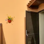 Charming 30 Sqm + Terrace * לה אוליבה
